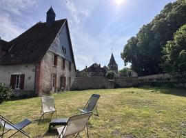 Hotel Foto: Gîte Jaligny-sur-Besbre, 5 pièces, 7 personnes - FR-1-489-459