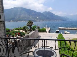 Foto di Hotel: Summer Apartment