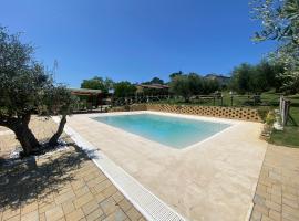 รูปภาพของโรงแรม: Agriturismo privato "La Casa Del Sole"