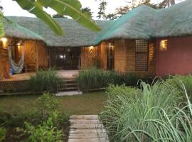 Hotel fotoğraf: Maison en bambou, éco lodge