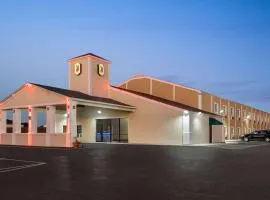 德州盖恩斯维尔速8酒店