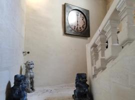 Hotel Photo: Le Clos des Consuls