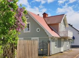 รูปภาพของโรงแรม: Nice Apartment In Borgholm With Internet And 2 Bedrooms