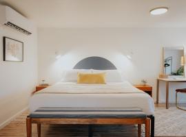 Waterfront River Apartments, hotel a Rogue River