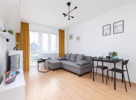 Hotel Foto: Comfy & Bright Studio Wielicka in Krakow by Renters