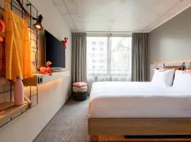 Moxy Bordeaux