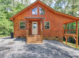 Hotel fotoğraf: Private Murphy Cabin Rental with Wraparound Porch!