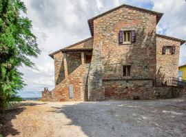 Hotel foto: Idyllic Farmhouse in Gambassi Terme Fi with Swimming Pool