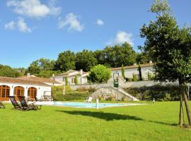 Hotel Photo: Luxury apartment with terrace sauna tennis pool