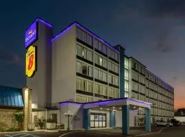 Super 8 by Wyndham Laredo, hotel v destinaci Laredo