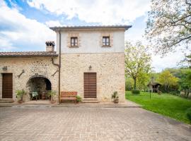 รูปภาพของโรงแรม: Farmhouse in IL VECCHIO FORNO UMBRO Citta di Castello