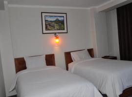 Gambaran Hotel: CESAR'S HOTEL PERU