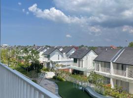 รูปภาพของโรงแรม: R’Serenia Luxury Homestay Kota Bharu