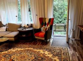 Hotel Foto: Cosy house with forest view