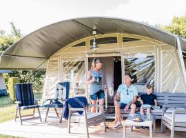 Tent Lodge in Begur near Costa Brava Beach, Hotel in Fornells