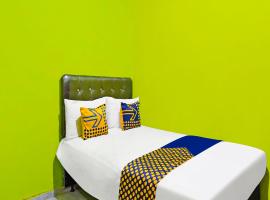 Hotel Photo: SPOT ON 92786 Homestay Barokah