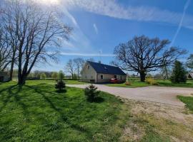 A picture of the hotel: Cozy Country Side House