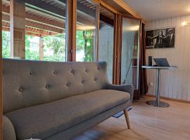 Hotel kuvat: Studio indépendant en résidence avec extérieur