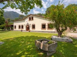 Hotel Photo: Can Caldeta - Naturaleza y privacidad en el Montseny