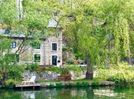 Hotel foto: Pieds dans l'eau Private Wellness Bordure de Meuse