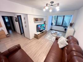 รูปภาพของโรงแรม: CRISTAL Home Boutique Apartment 1 - Confort, Spatios, Linistit, Zona de interes