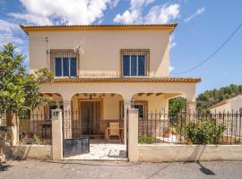 Ξενοδοχείο φωτογραφία: 6 Bedroom Amazing Home In El Campillo