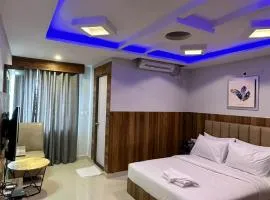 Hotel Avenue Suites Near International Airport Bangalore