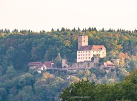 Wohnen auf der Ritterburg, hotel in Haßmersheim
