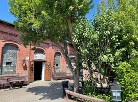 zz_Lokschuppen Pasewalk-Erlebnisübernachtung im Schlafwagen, hotel i Pasewalk