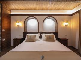Hotel kuvat: Kruja Albergo Diffuso , Inside Kruja Castle