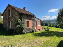 Hotel fotoğraf: Maison independante pour 2 tout inclus Tiny House for 2 all included