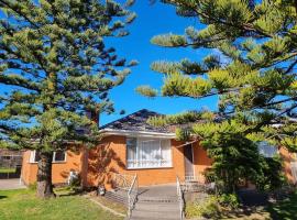 Fotos de Hotel: Two Pines, whole home in Tullamarine near airport!