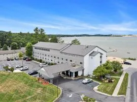 Dunes Waterfront Resort