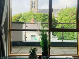 Courthouse View Penthouse 2, khách sạn ở Clifden