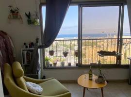 Hotel Foto: Sea view apartment