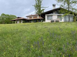 מלון צילום: Country House Accommodation on Dreamway Path - Colfosco di Susegana TV, Veneto, Italy