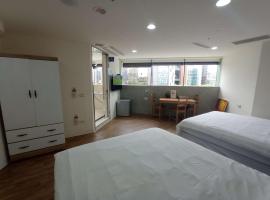 Meworld Hotel - Daan, hôtel à Taipei