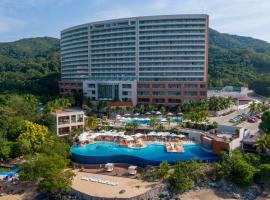 होटल की एक तस्वीर: Azul Ixtapa Grand All Inclusive Suites - Spa & Convention Center