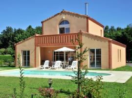 Hotel Foto: Detached villa with barbecue, located in the Pyrenees