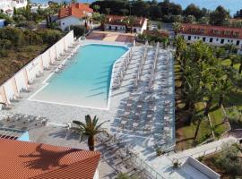 Aristoteles Holiday Hotel And Spa, ξενοδοχείο στην Ουρανούπολη