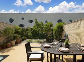 Hotel Photo: Centric apartment gran via fira montjuic