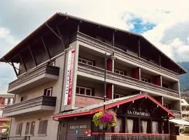 Hotel La Chaumière Garage Moto gratuit Hôtel à 100 m du télécabine