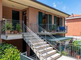 Hotel Foto: 2 Bedroom Awesome Home In Potenza Picena