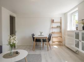 Hotel fotoğraf: Newly renovated 1-Bed Apartment in Aalborg