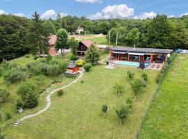 Hotel Photo: Nice Home In Rakov Potok With 3 Bedrooms, Sauna And Wifi