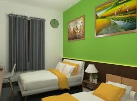 The Cabin Hotel Mantrijeron