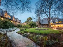 Chateau On The Park - Christchurch, A Doubletree By Hilton, viešbutis mieste Kraistčerčas