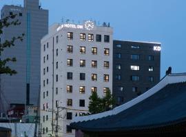 Hotel DM, hotel v Soulu