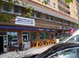 Hotel kuvat: Spoton Hostel & Sportsbar