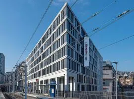 Hampton by Hilton Stuttgart City Centre, готель у Штутгарті